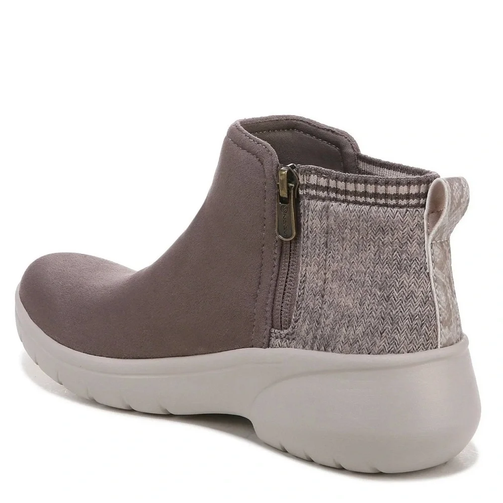 BZees Karma Bootie, Ankle Boot, New